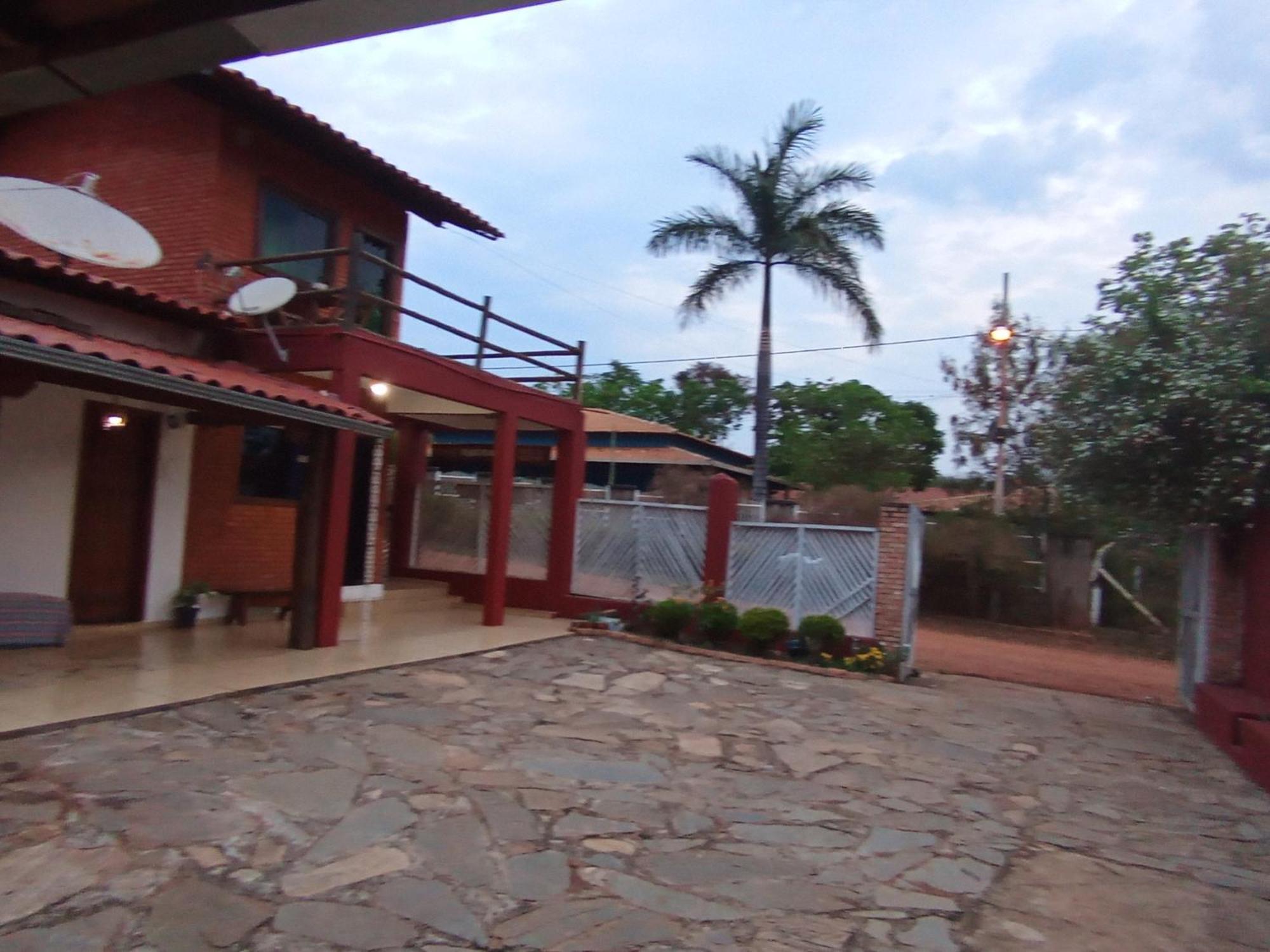Pousada Central Santana Do Riacho Eksteriør billede
